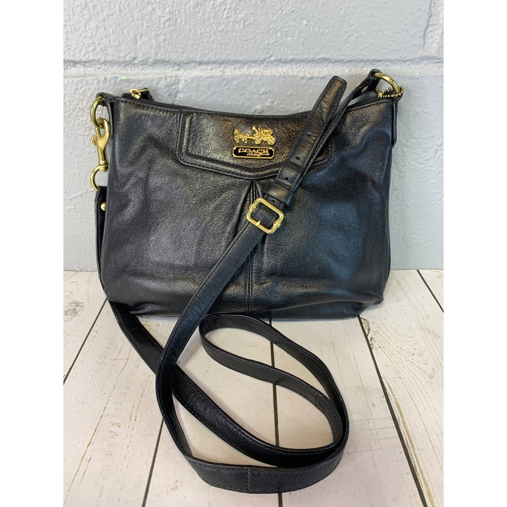 Vintage Y2K Coach Black Pebbled Leather Crossbody Bag Gold Hardware Red Lining - Picture 2 of 9